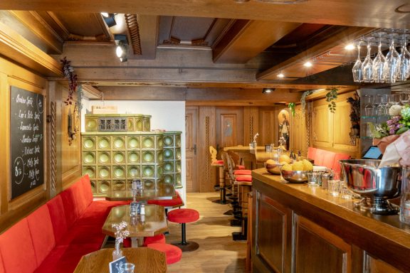 Innenraum, fotografiert von der Eingangstüre